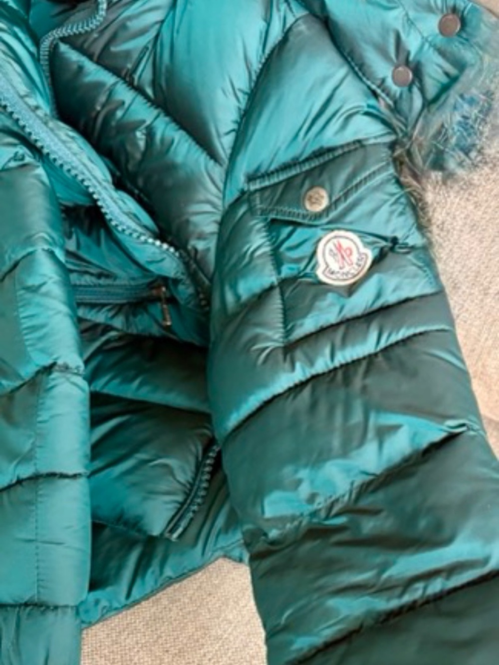 Perfect Vintage Moncler Himalaya Puffer w/ Fur Hood, Forest Green Sz 2-4 US - Picture 3 of 9